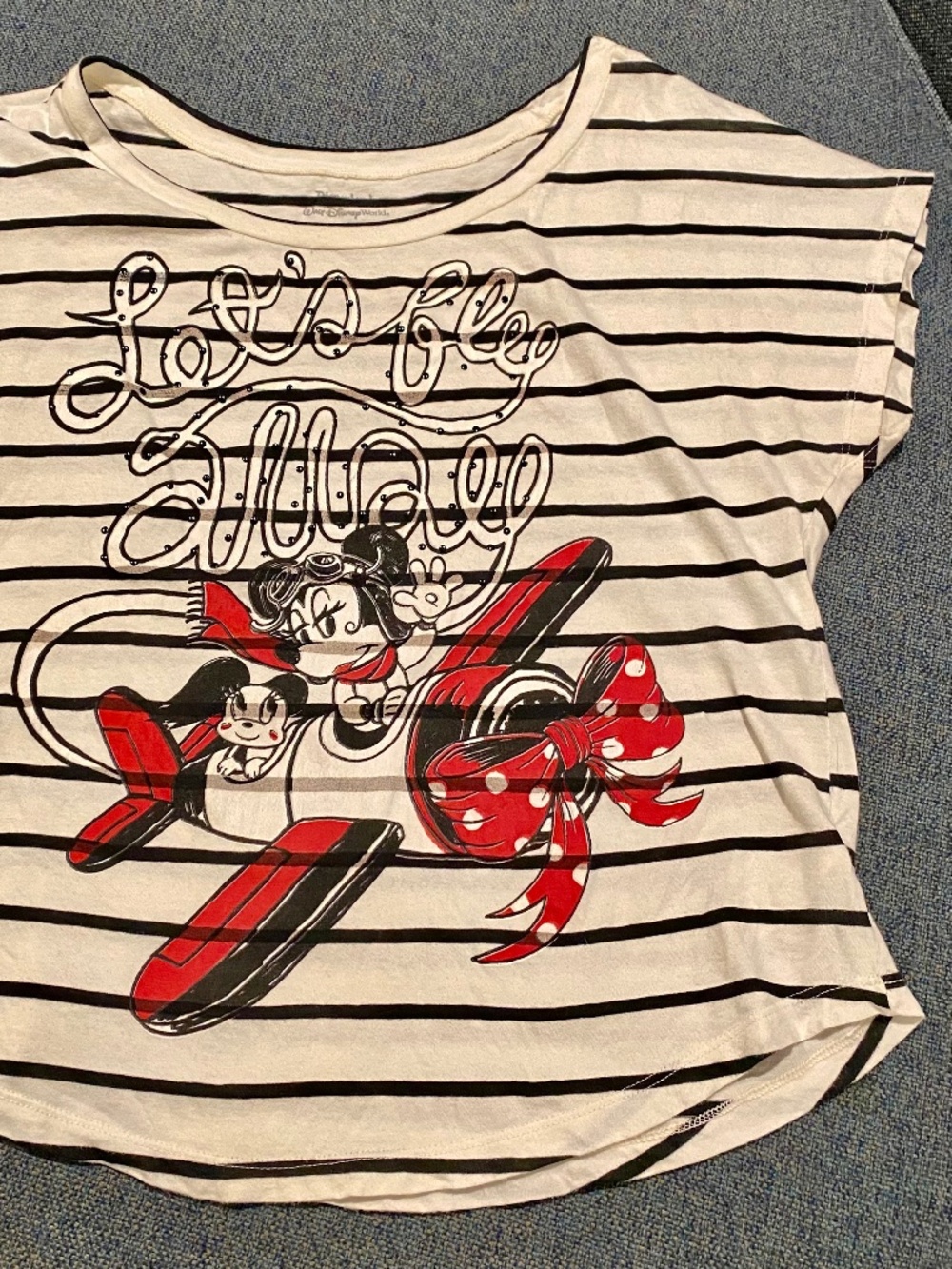 🎀 WDW Minnie Mouse Pilot M/L T-shirt Let’s Fly Away Airplane Sparkle B/W Paris